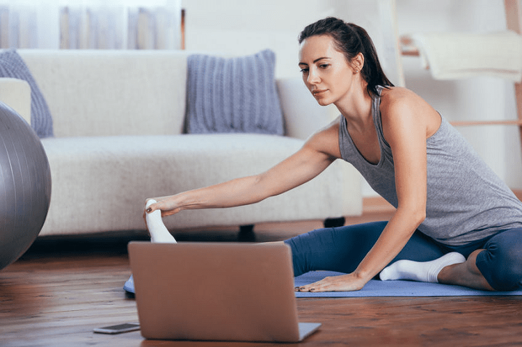 5 Best Online Yoga Teacher Training Certification Courses To Join In 2021